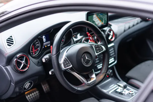 플레이유윈 카지노 안드로이드/iOS 앱